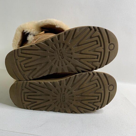 UGG Bailey Button Triplet boots - Picture 6 of 8